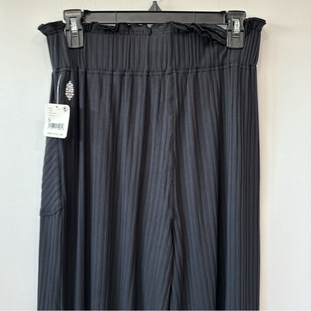 Free People Black Blissed Out Wide-Leg Women's Pants - Picture 8 of 8